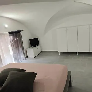 https://mayas-home.taorminaitalyhotels.com
