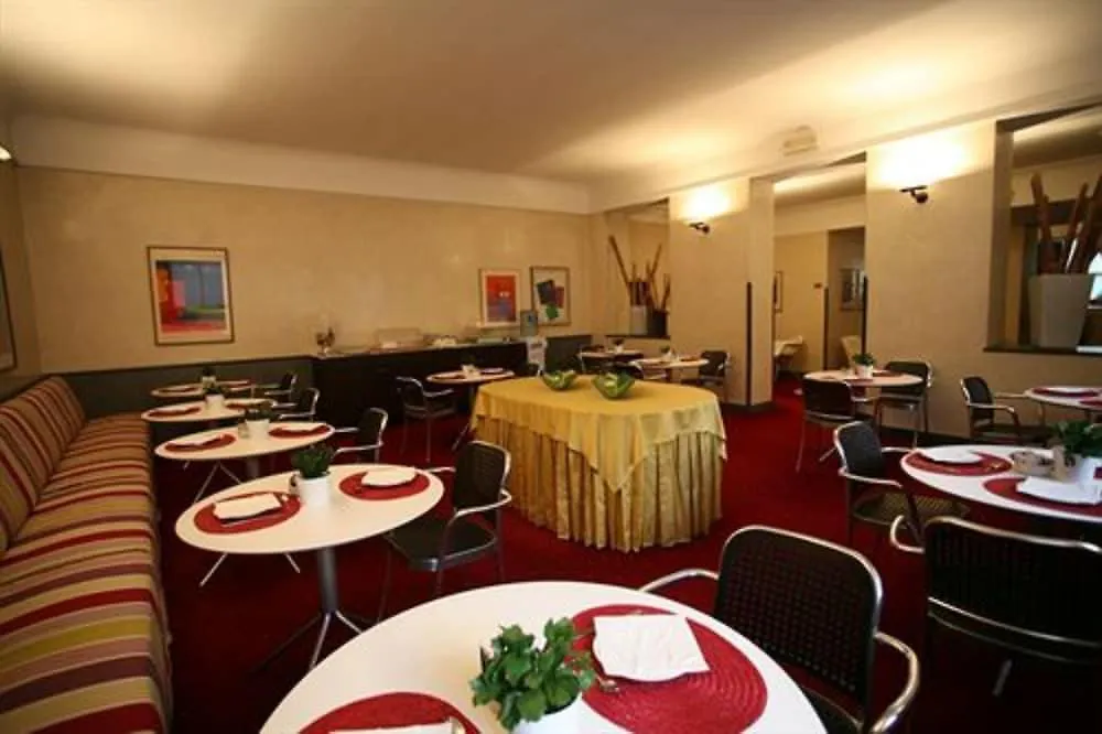 ***  Club Hotel Μιλάνο Ιταλία